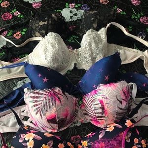 Lot of 6 34D Victoria Secret Bras